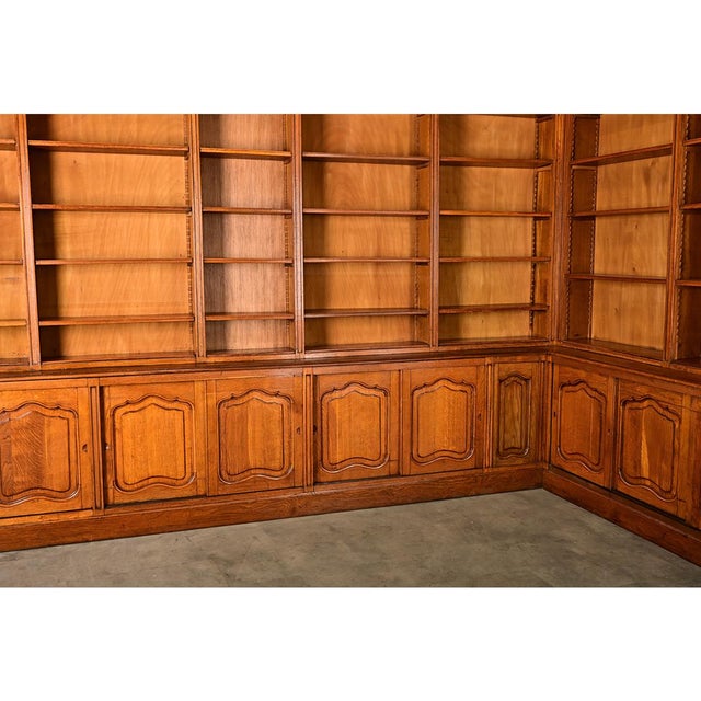 French Late 19th Century Oak Corner Bookcase For Sale - Image 14 of 16