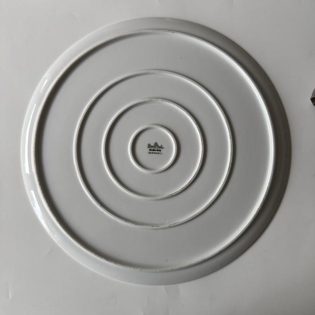 Postmodern Romance in Yellow Cake Plate by Björn Wiinblad for Rosenthal, 1978 For Sale - Image 3 of 6