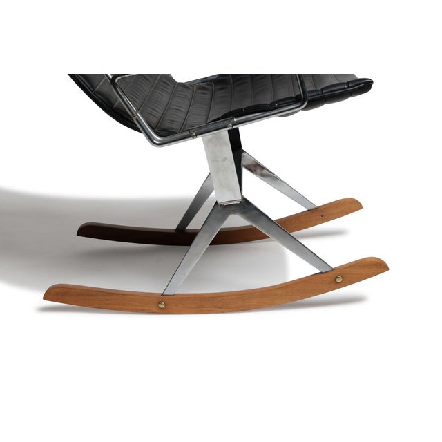 Mid 20th Century Gerald McCabe for Brown Saltman Steel and Walnut Mid-Century Rocking Chair, Attributed For Sale - Image 5 of 12