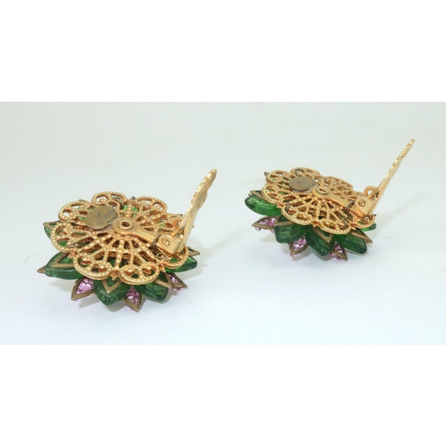 Aqua Stanley Hagler & Ian St. Gielar Glass Beaded Flower Earrings, 1990's For Sale - Image 8 of 11