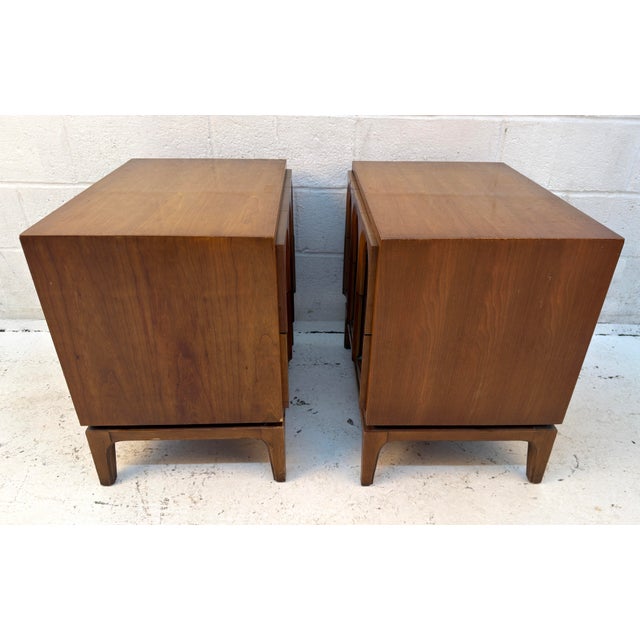 Mid-Century Walnut and Burlwood Arched Nightstands by Thomasville, Pair For Sale - Image 9 of 14