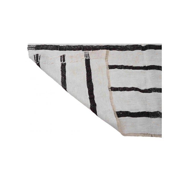 Vintage Modern Hemp Kilim Rug - 5`2" X 9`3" For Sale In Los Angeles - Image 6 of 6