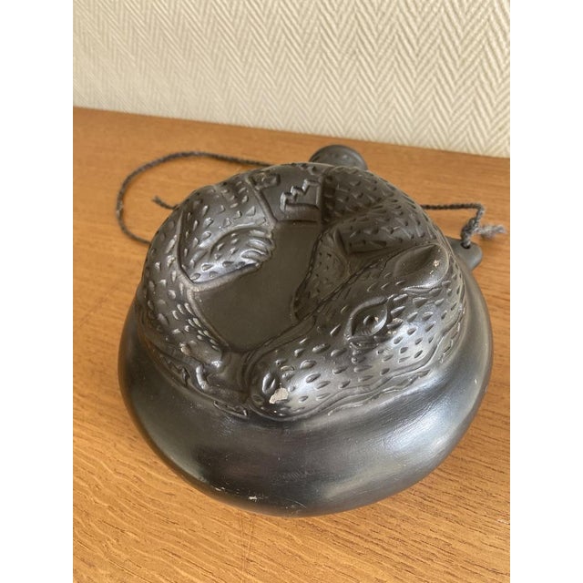 Andean Blackware Ceramic Canteen with Zoomorphic Relief, South America, 20th Century For Sale - Image 3 of 9