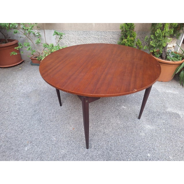 Mid-Century Modern Wooden Dining Table with Round Top, 1950s For Sale - Image 3 of 11
