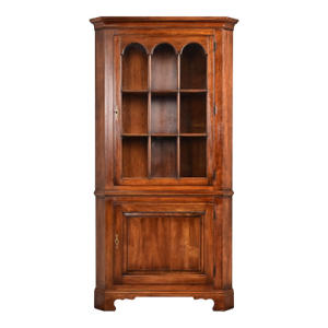 Henkel Harris Style Cherry Wood Corner Cabinet, Circa 1970s