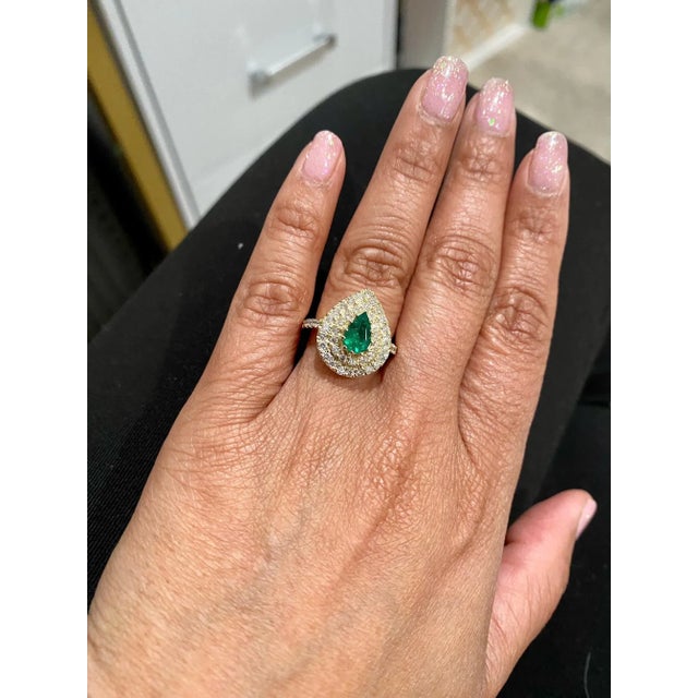 1.38 Carat Colombian Emerald Double Halo Diamond Yellow Gold Ring, Size 6.5 For Sale - Image 9 of 10