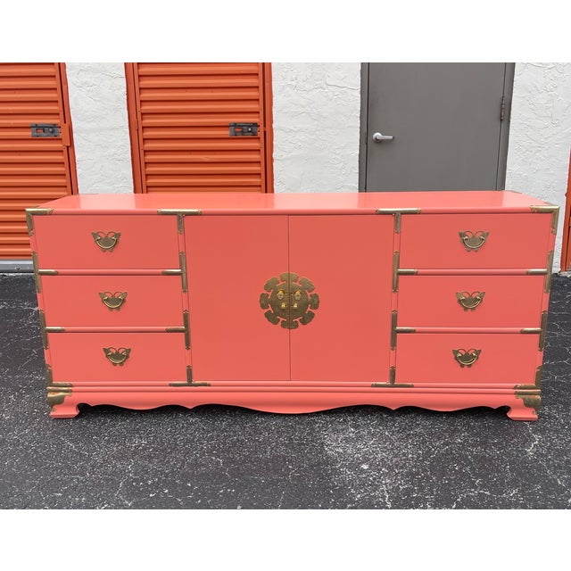 Hollywood Regency 1960s Hollywood Regency Asian-Inspired Dresser in Tucson Coral Lacquer With Brass Hardware – 72” Credenza For Sale - Image 3 of 10