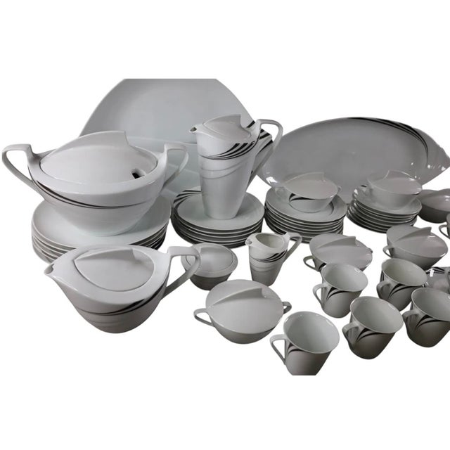 Mid-Century Modern Hutschenreuther Mid Century Modern Maxim's De Paris 60pc Dinnerware Set For Sale - Image 3 of 3