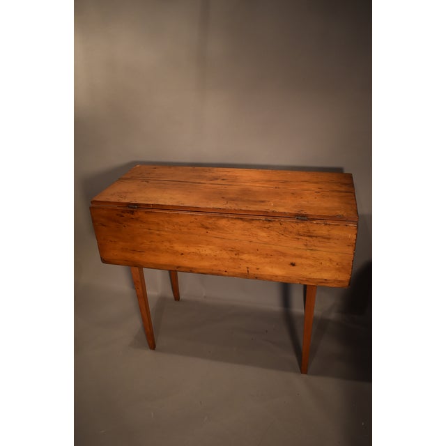 18th Century 18th Century American Country Hepplewhite Breakfast Table For Sale - Image 5 of 5