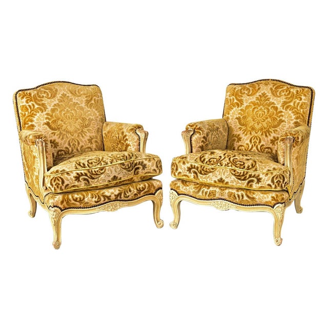 French 19th Century Pair of Louis XV Style Bergeres For Sale In Baton Rouge - Image 6 of 14