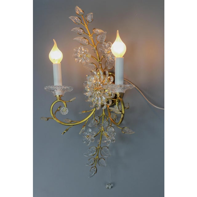 German Floral Wall Sconce in Crystal and Brass by Palwa for Palme & Walter, 1960s For Sale - Image 6 of 18