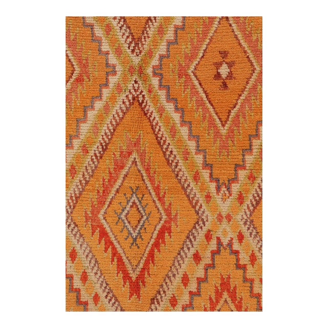 Moroccan 1950s Mid-Century Berber Rug Gold Diamond Pattern Moroccan Rug For Sale - Image 3 of 8