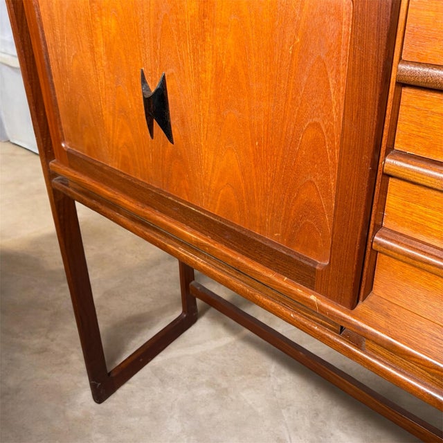 Vintage Teak Dining Room Set from Elliotts of Newbury, 1960, Set of 6 For Sale - Image 13 of 17