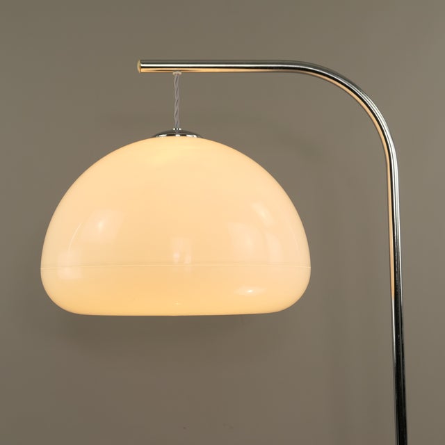 1970s Vintage Italian Floor Lamp, 1970s For Sale - Image 5 of 10