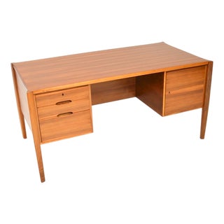 Vintage Executive Desk in Walnut by Wilhelm Renz, 1960 For Sale