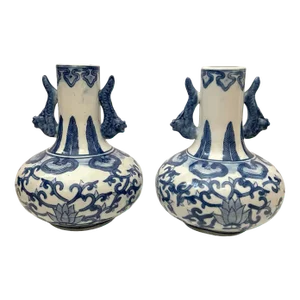 Beautiful Pair Chinoiserie Blue White Porcelain Vase Jar Foo Dogs. Set of 2