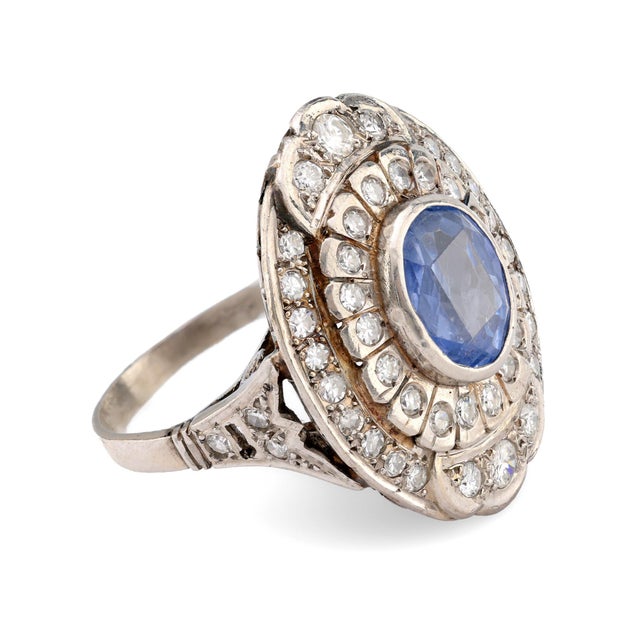 Modern Mid Century Sapphire Diamond 18k White Gold Ring For Sale - Image 3 of 4