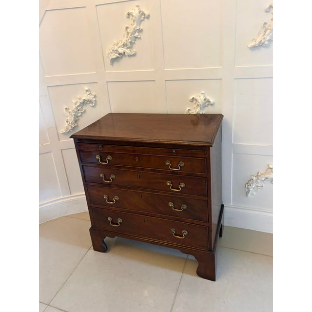Small Antique Georgian Mahogany Chest of 4 Drawers with Brushing Slide, 1780 For Sale - Image 6 of 12