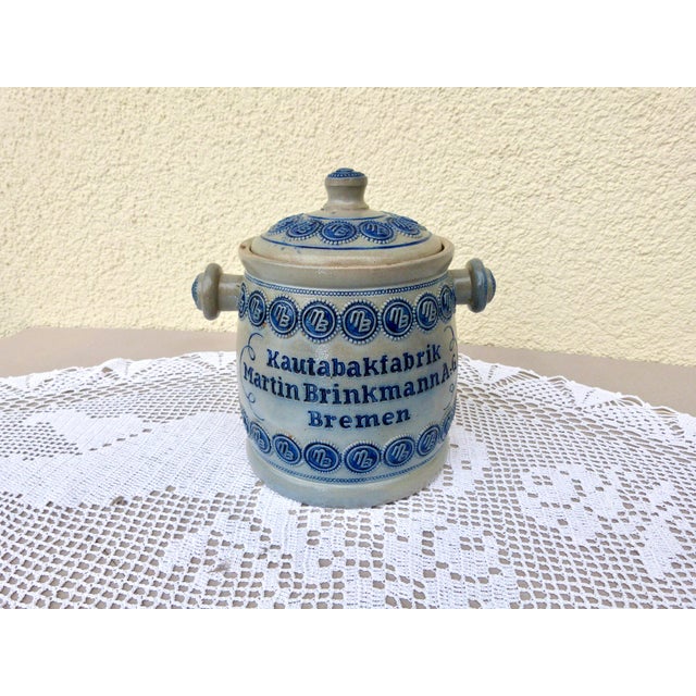 Original chewing tobacco pot from the Martin Brinkmann A.-G. chewing tobacco factory in Bremen, dating from the turn of...