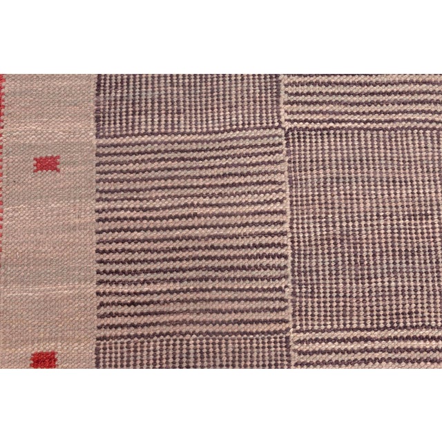 Early 21st Century "Optique" Modern Oversized Flatweave Geometric Gray Rug by Doris Leslie Blau For Sale - Image 5 of 8