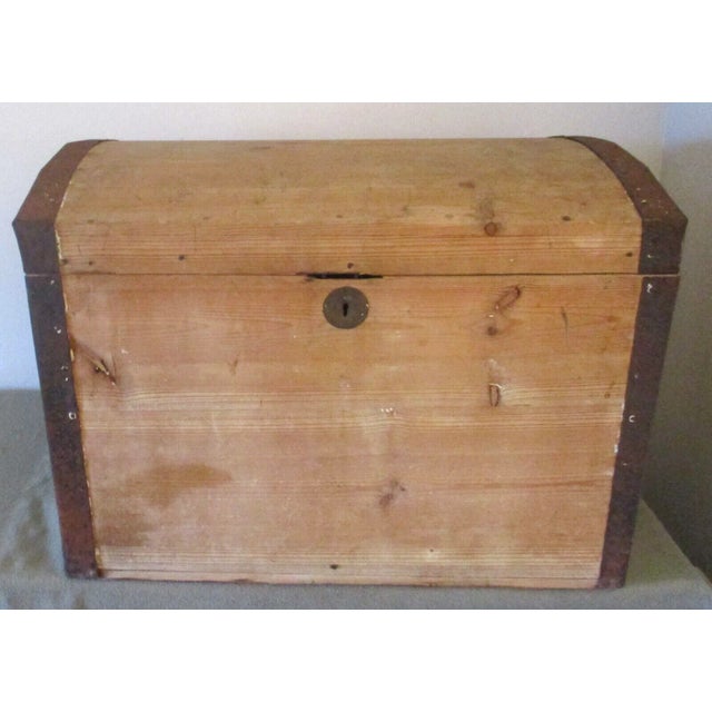 1930s Vintage Swedish Birchwood Curved Top Metal Trimmed Blanket Chest For Sale - Image 13 of 13
