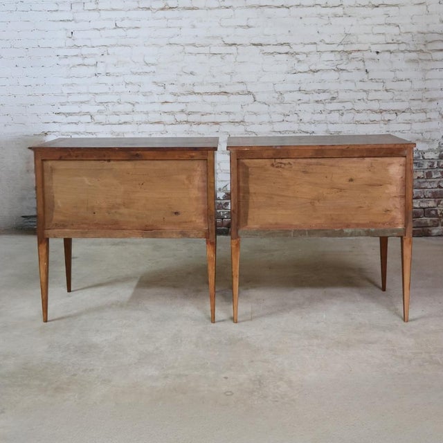 19th Century French Walnut Star Inlay Table (Set of 2) For Sale - Image 4 of 7