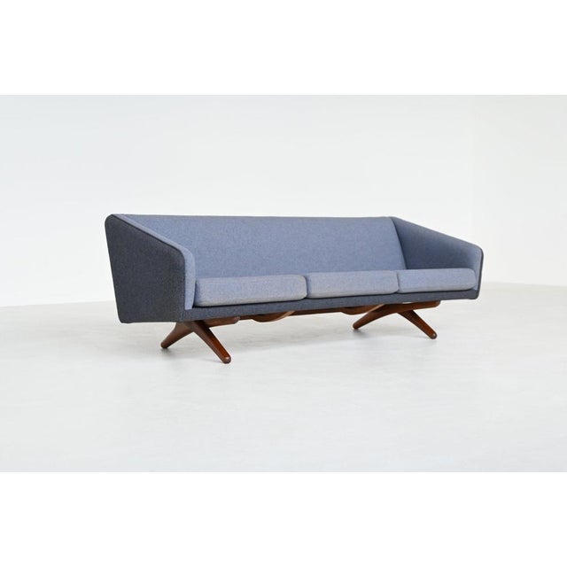 Model Ml-90 3-Seater Sofa by Illum Wikkelso for Laursen, Denmark, 1960s For Sale - Image 3 of 17