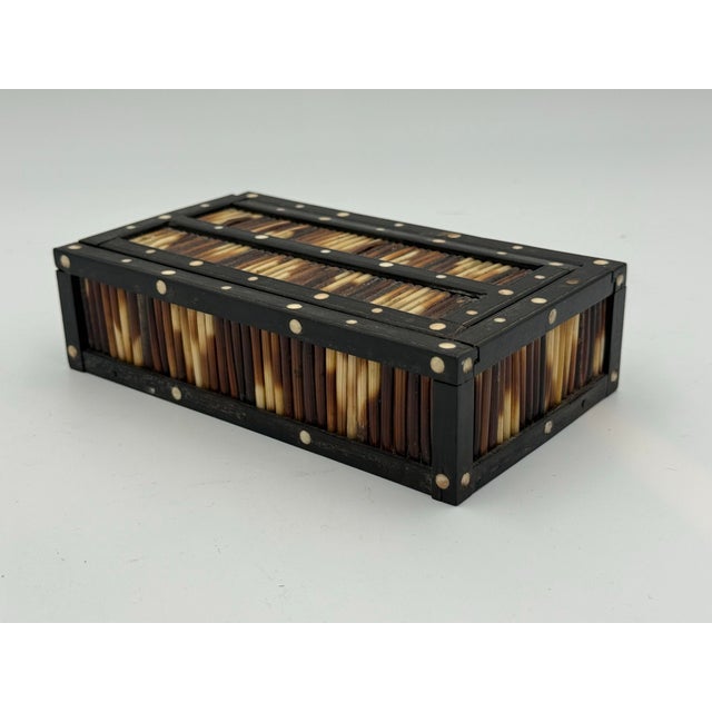 Antique Anglo Indian Box Handcrafted With Porcupine Quills For Sale In Miami - Image 6 of 6