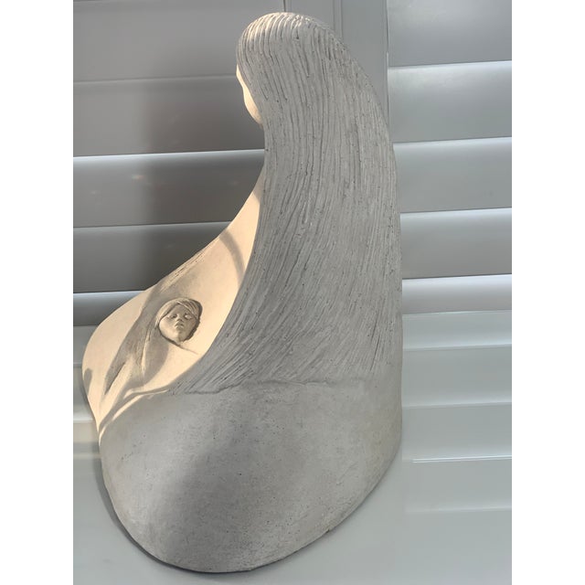 Austin Productions La Madre Sculpture – Acoma Series, Signed 1983 – Bonded Stone Modernist For Sale - Image 9 of 10