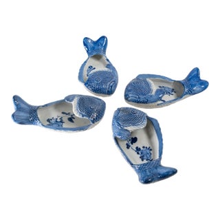 Early 20th Century Set of 4 Japanese Blue and White Fish Form Condiment Dishes For Sale