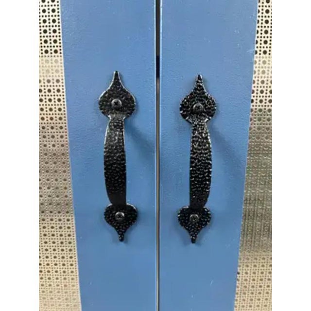 Modern Farmhouse Blue Solid Pin With Silver-Tone Mesh Doors Server or Cabinet For Sale In New York - Image 6 of 13