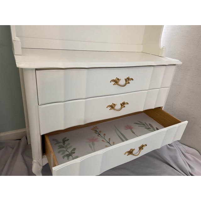 1970s 1970s French Provisional Dresser With Bookshelf, Restored and Painted. For Sale - Image 5 of 8