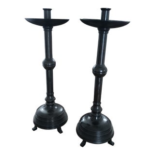Vintage Maitland Smith Extra Tall Bronze Candlesticks With Lion Paw Foot Base - a Pair For Sale