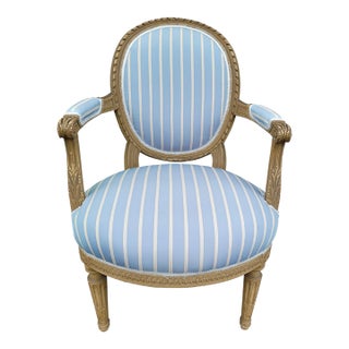French Louis XVI-Style Painted Blue Silk Chair For Sale