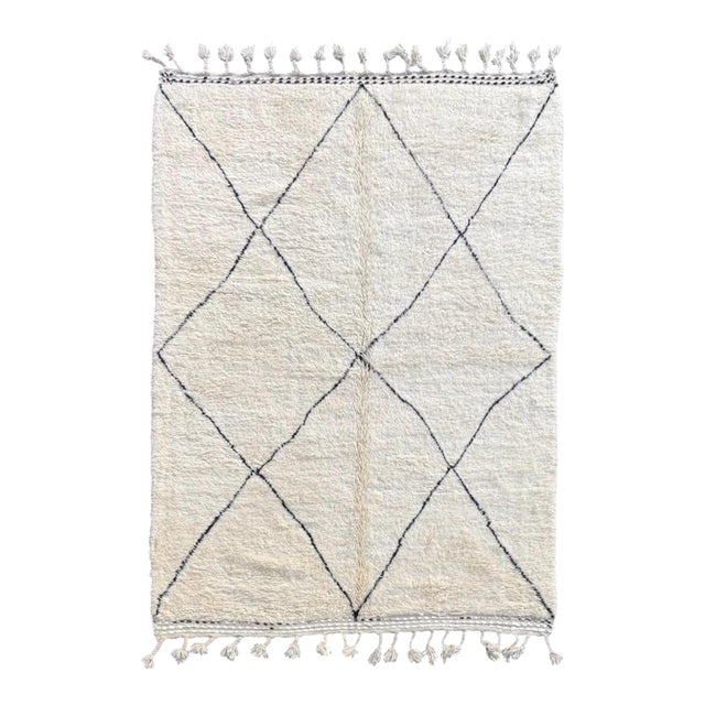 White Authentic Wool Carpet For Sale