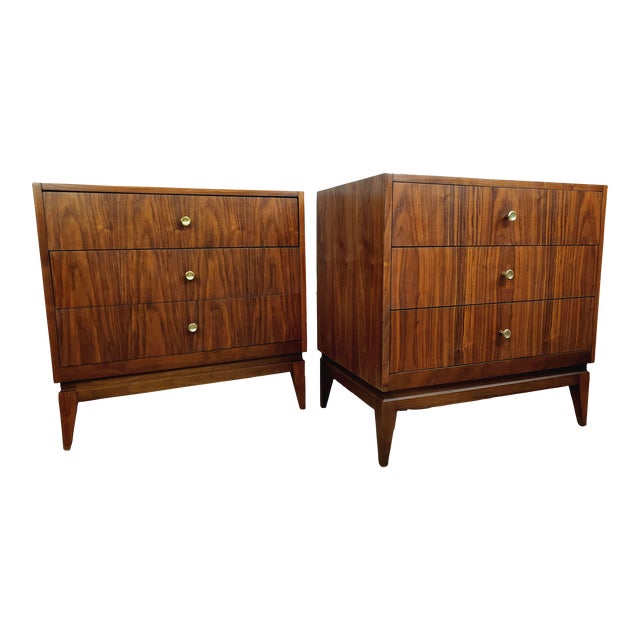 mid century modern dresser and nightstand set Fluted Dresser and 2 Nightstands Set Warm Pine