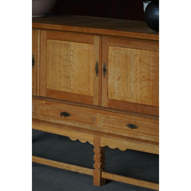 Low Mid-Century Danish Brutalist Sideboard in Oak attributed to Henning Kjærnulf, 1960s For Sale - Image 9 of 13