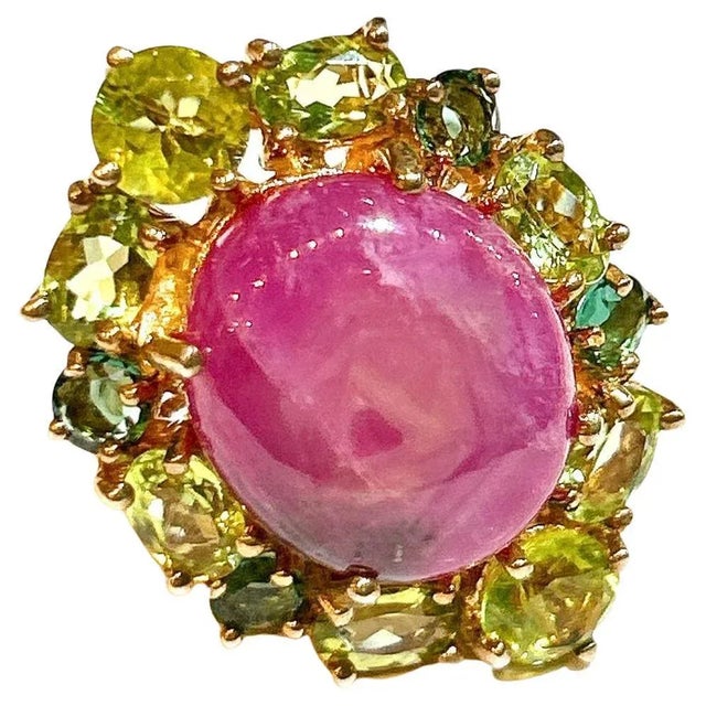 Bochic “Orient” Star Ruby & Green Perridot Cocktail Ring 18K Gold & Silver, Size 8.5 For Sale