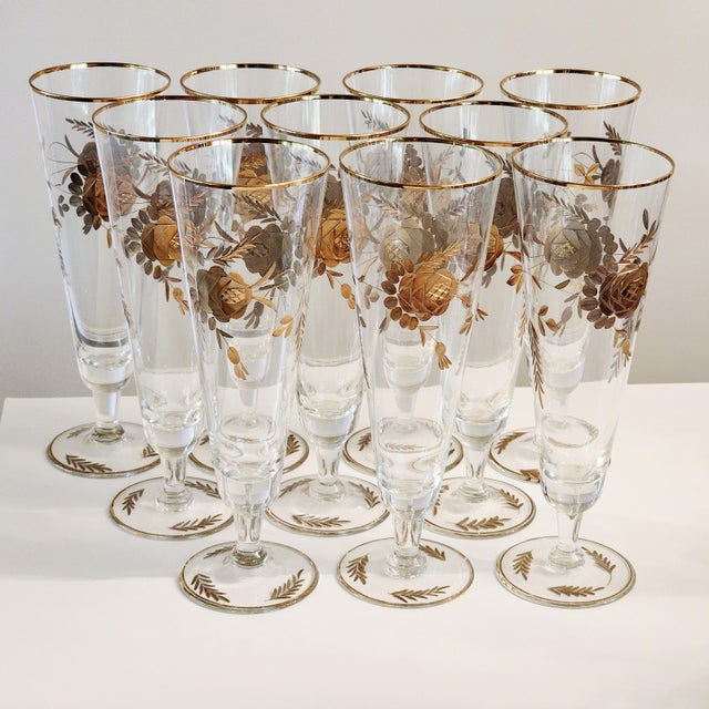 1960s Set of 10 24k Gold Encrusted Crystal Champagne Flute Pilsner Barware Set For Sale - Image 12 of 14