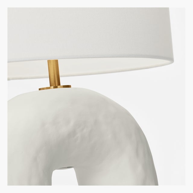 Visual Comfort Hable by Visual Comfort Studio Hable Aura Table Lamp in Matte White Ceramic For Sale - Image 4 of 6
