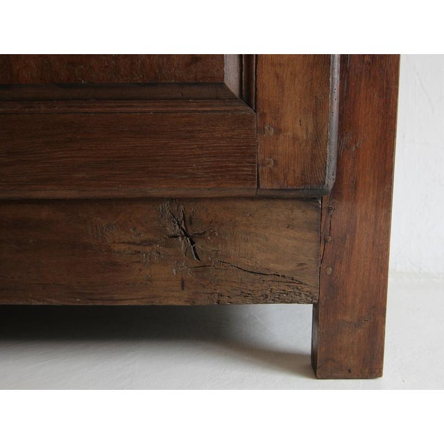Early 19th Century French Provincial Oak Cupboard For Sale - Image 9 of 18