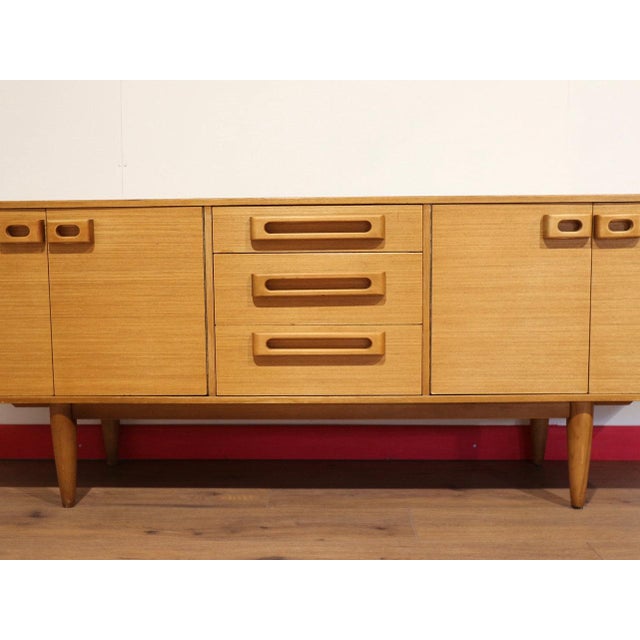 Mid Century Modern Vintage Sideboard Credenza in the Style of Uniflex Danish Style For Sale - Image 13 of 15