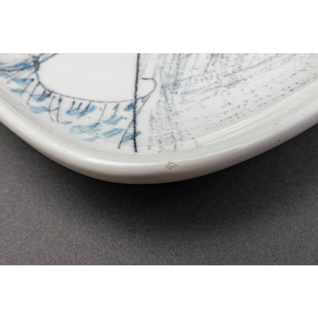 Ceramic Mid 20th Century Milvia Quadrifoglio Italy Vintage Hand Painted Pottery Platter Plate 10.75" For Sale - Image 7 of 7
