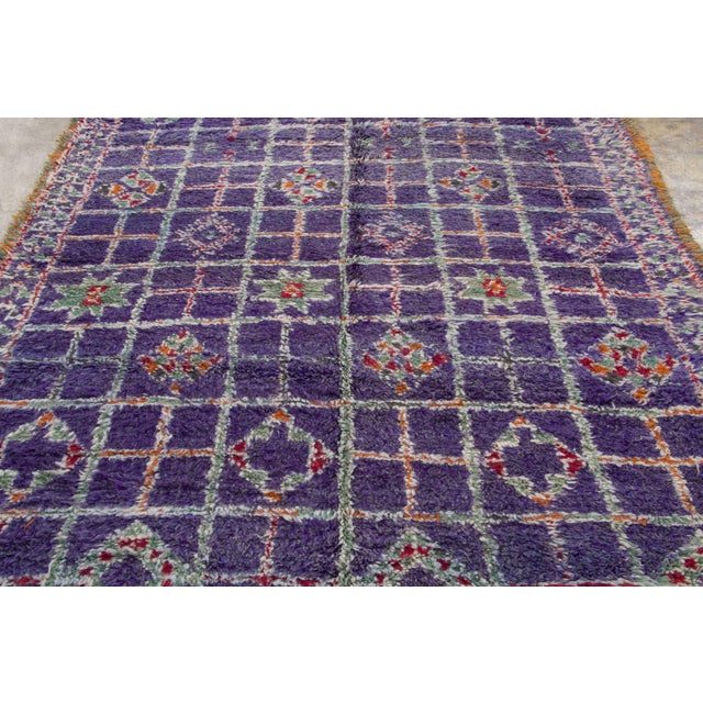 1950s Vintage Moroccan Berber Wool Rug With Geometric Motifs by Rug & Kilim, 1950-1959 For Sale - Image 5 of 9