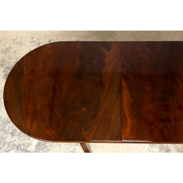 Mid 20th Century Mid-Century English Georgian Style Mahogany Double Pedestal Extendable Dining Table For Sale - Image 5 of 17