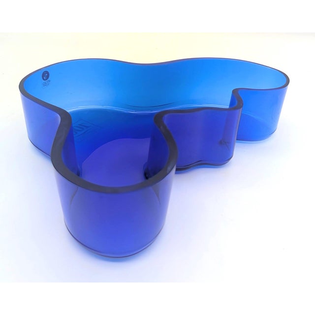 Offered is a cobalt blue glass bowl designed by the architect and designer, Hugo Alvar Henrik Aalto (Finnish, 1898-1976),...