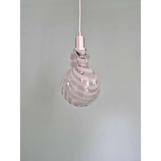 Mid-Century Modern Pendant Light in Smoked Murano Glass with White Spirals, 1970s For Sale - Image 3 of 13