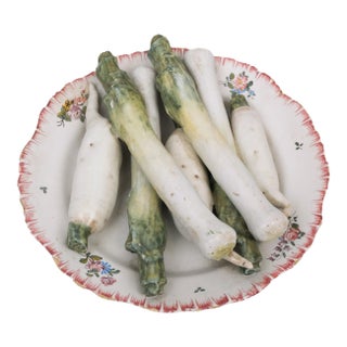 Antique 18th Century French Tin Glaze Faience Delft Tromp l'Oeil Plate With Vegetable Sculpture of Leeks For Sale