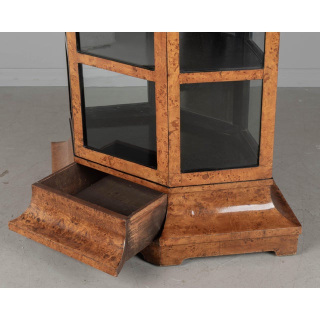 Biedermeier Hexagonal Vitrine, Elm Wood & Glass, Circa 1870-1880 For Sale - Image 11 of 16