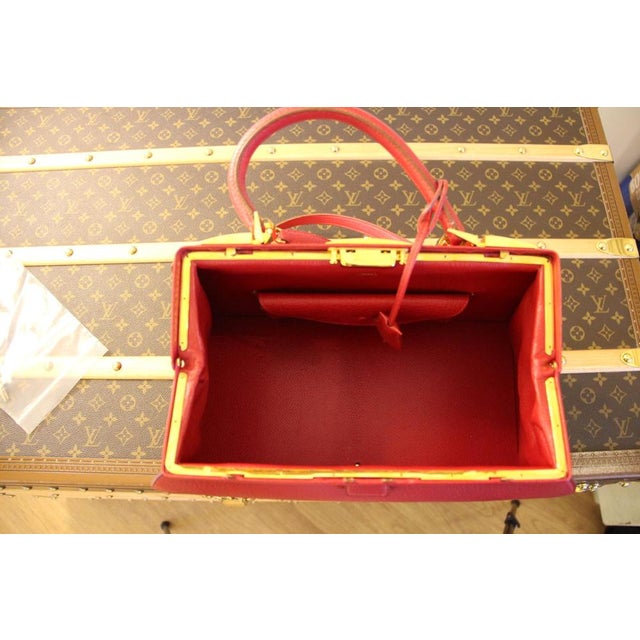 Hermès Red Leather Briefcase Bag with Shoulder Strap from Hermès, 1990s For Sale - Image 4 of 18